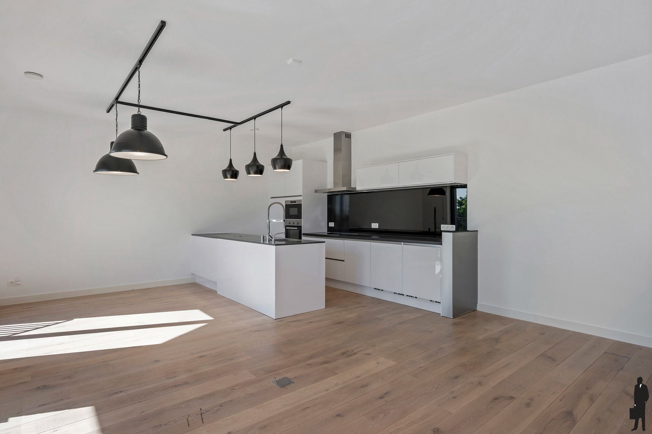 Splinternieuw 2-slaapkamer appartement aan het water foto 4