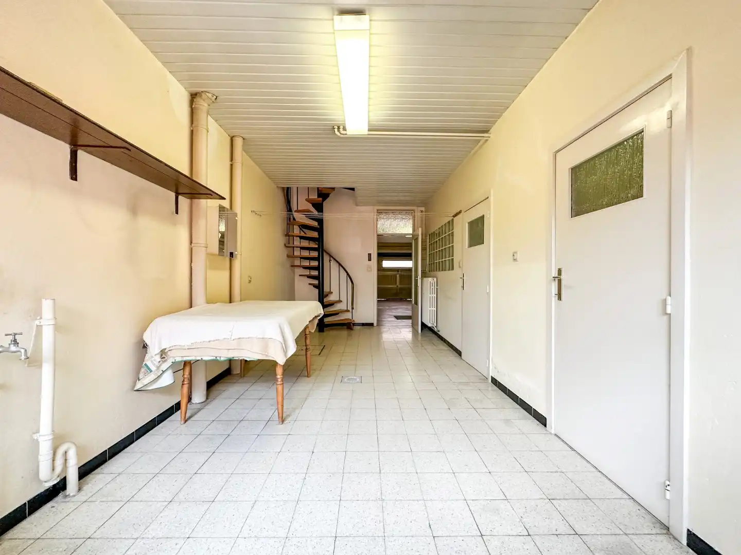 Ruime bel-étage woning met garage, diepe tuin en lift, Torhout foto 29