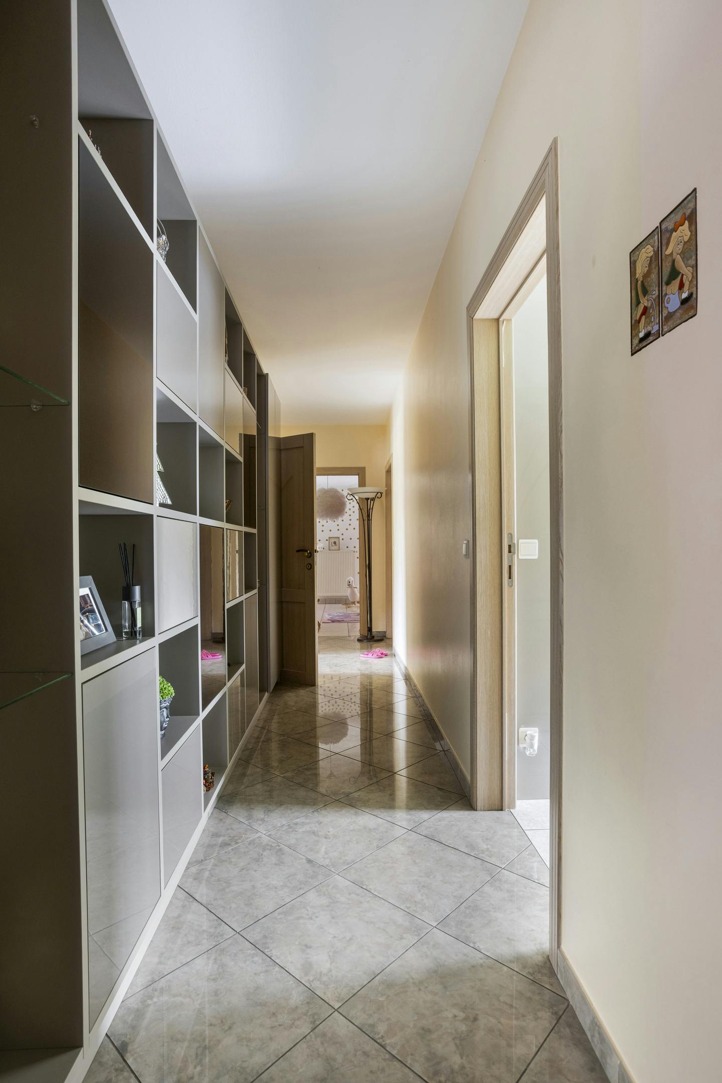 Gelijkvloerse villa op een centrale locatie in Brussegem foto 7