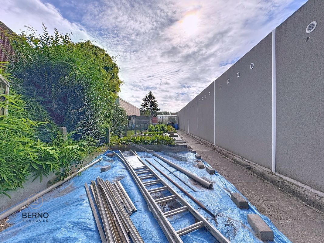 Te koop: Te renoveren woning met tuin en garage in Dendermonde foto 16