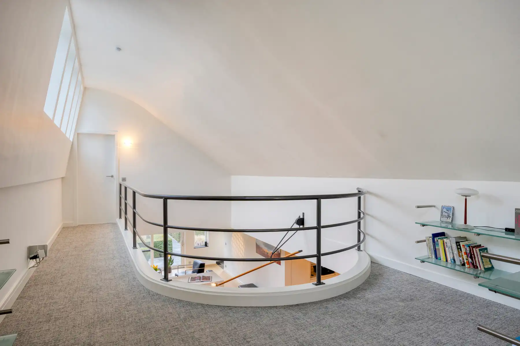 Exclusief karakterpand met prachtig open zicht foto 19