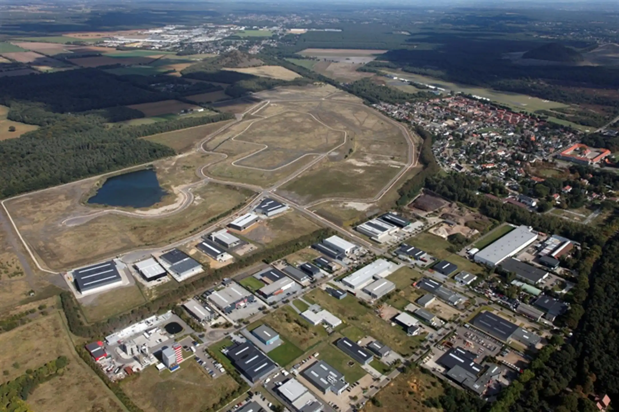 Industrieterrein van 11.078m² (1,1Ha) foto 8