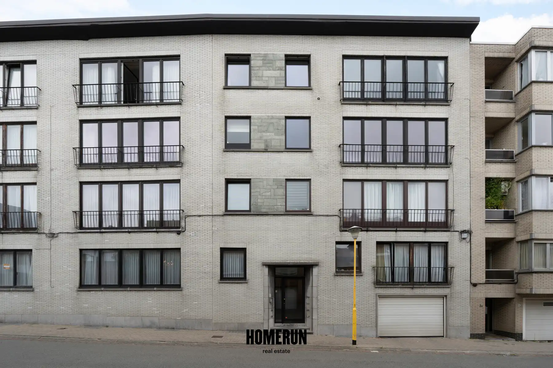Gelijkvloers appartement met 3 slaapkamers + staanplaats foto 15