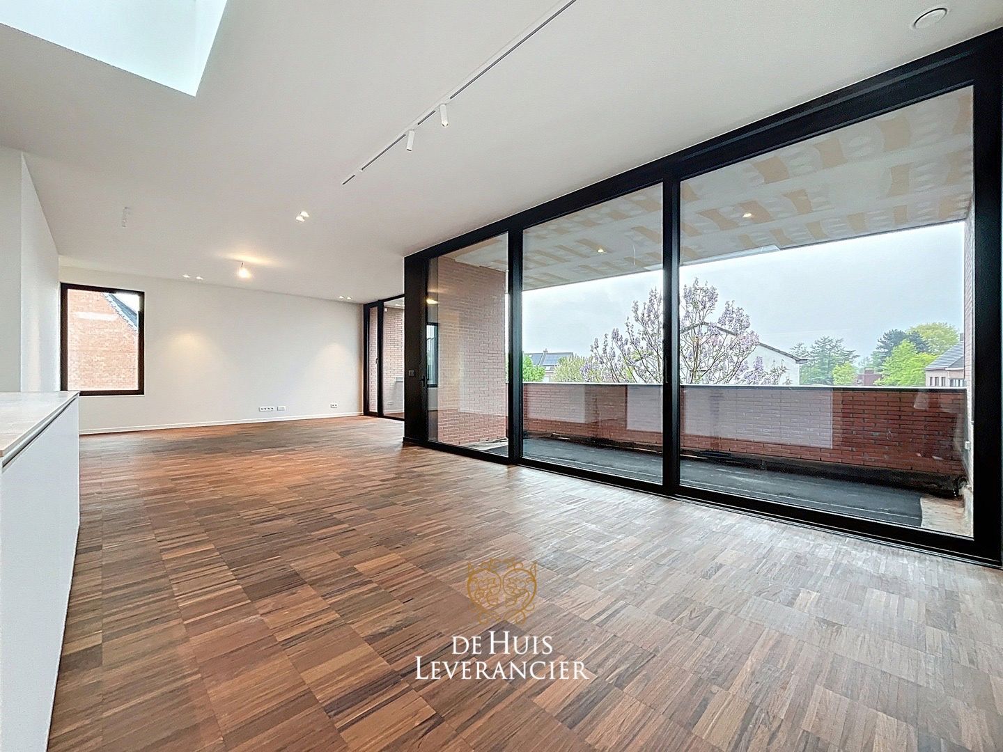 Vernieuwbouwde BEN Loft-villa te huur in Kontich foto 23