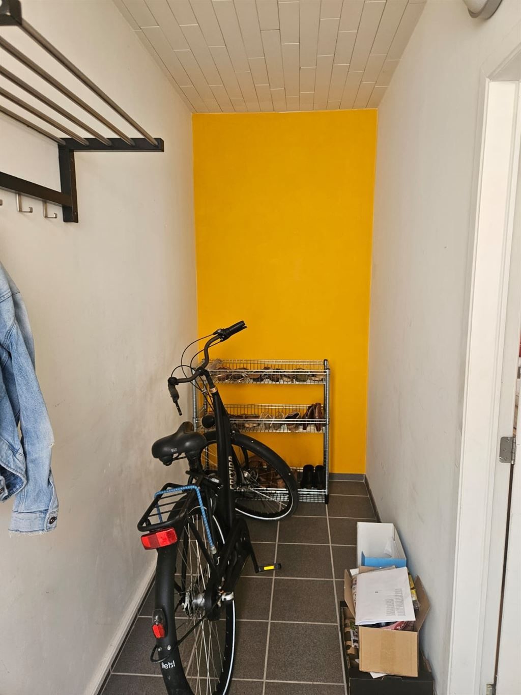 prachtig gerenoveerde en bemeubelde woning foto 27