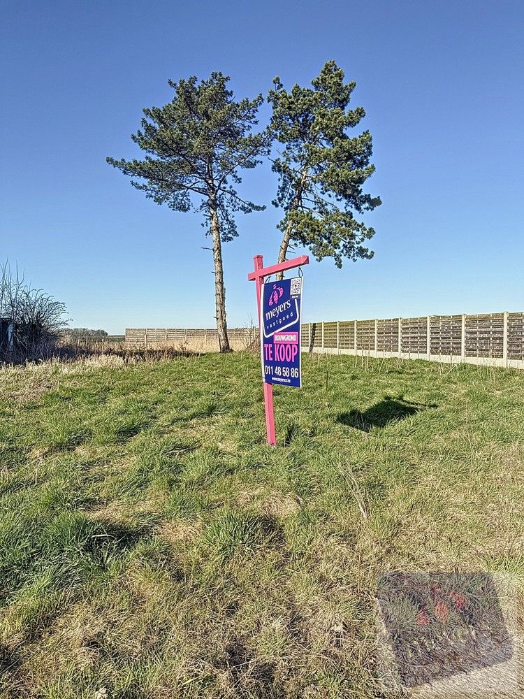 Unieke bouwgrond van 10a04ca te koop in de landelijke Kraaistraat 20, Rummen foto {{pictureIndex}}
