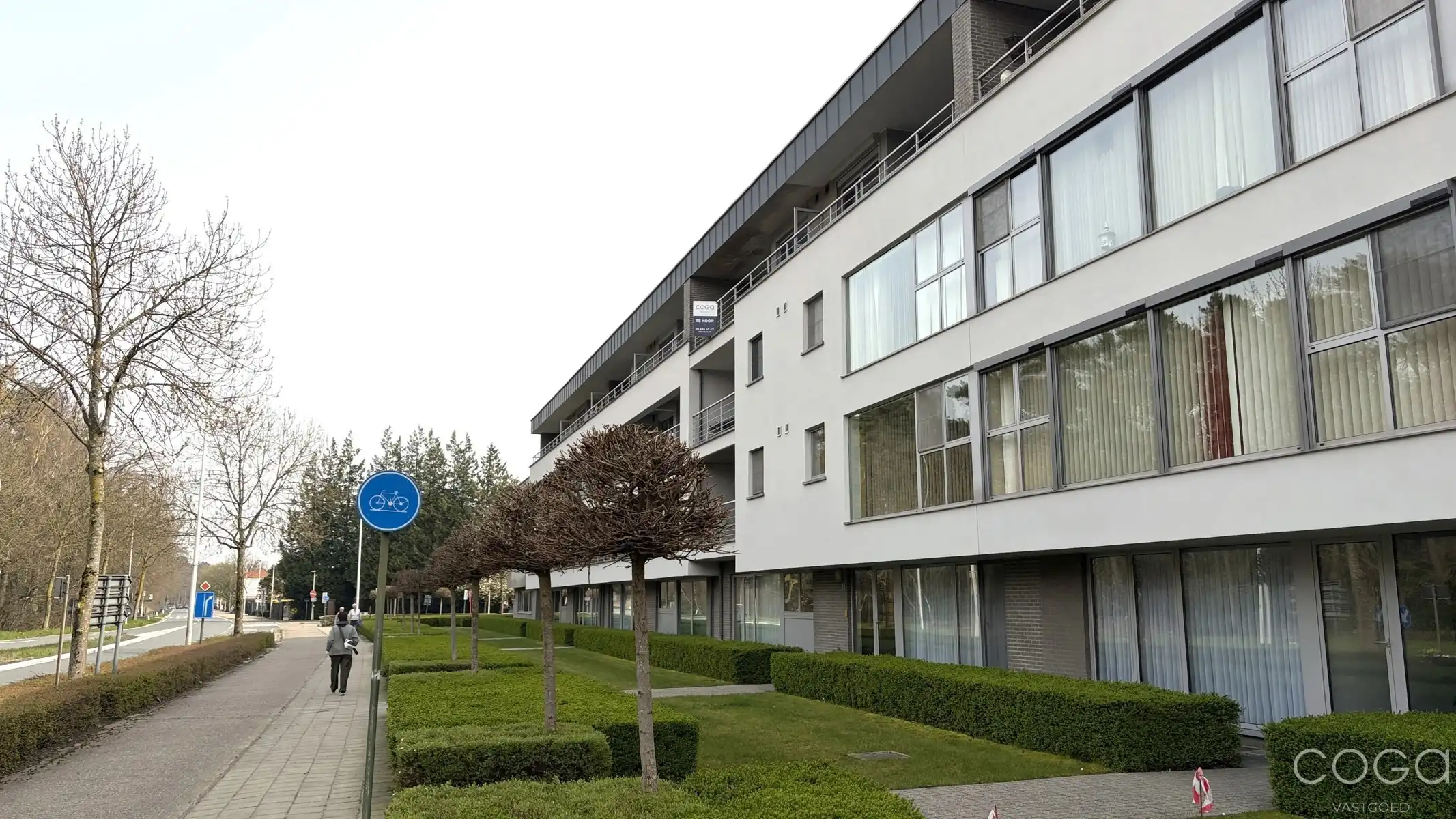 Centraal gelegen appartement met lift foto 3