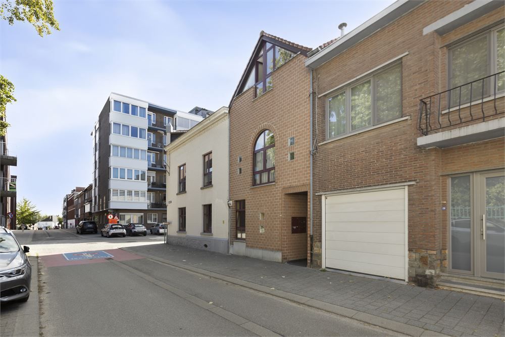 Dakappartement in kleine residentie foto 2