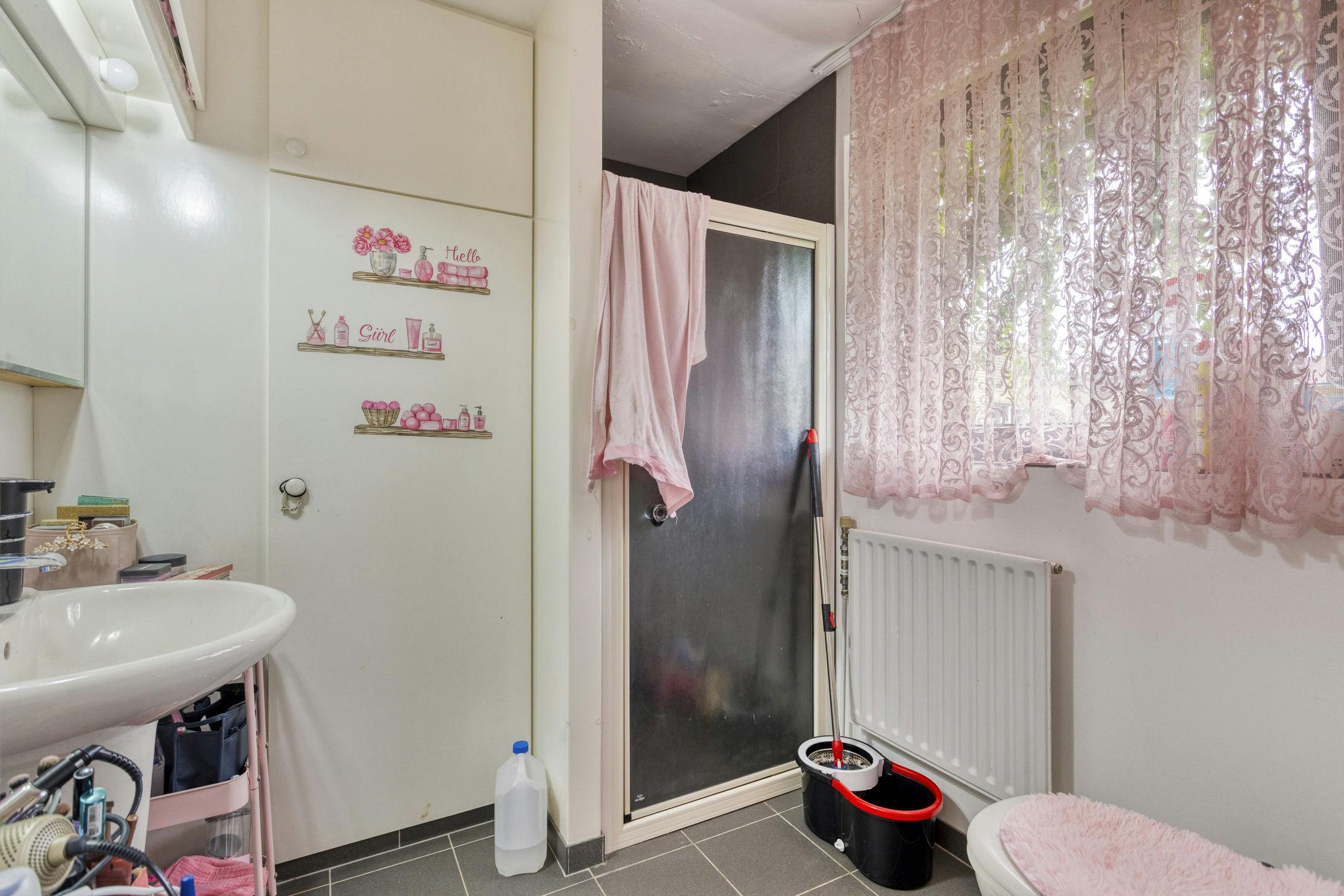 Opbrengsteigendom met garage en 3 appartementen te koop foto 18