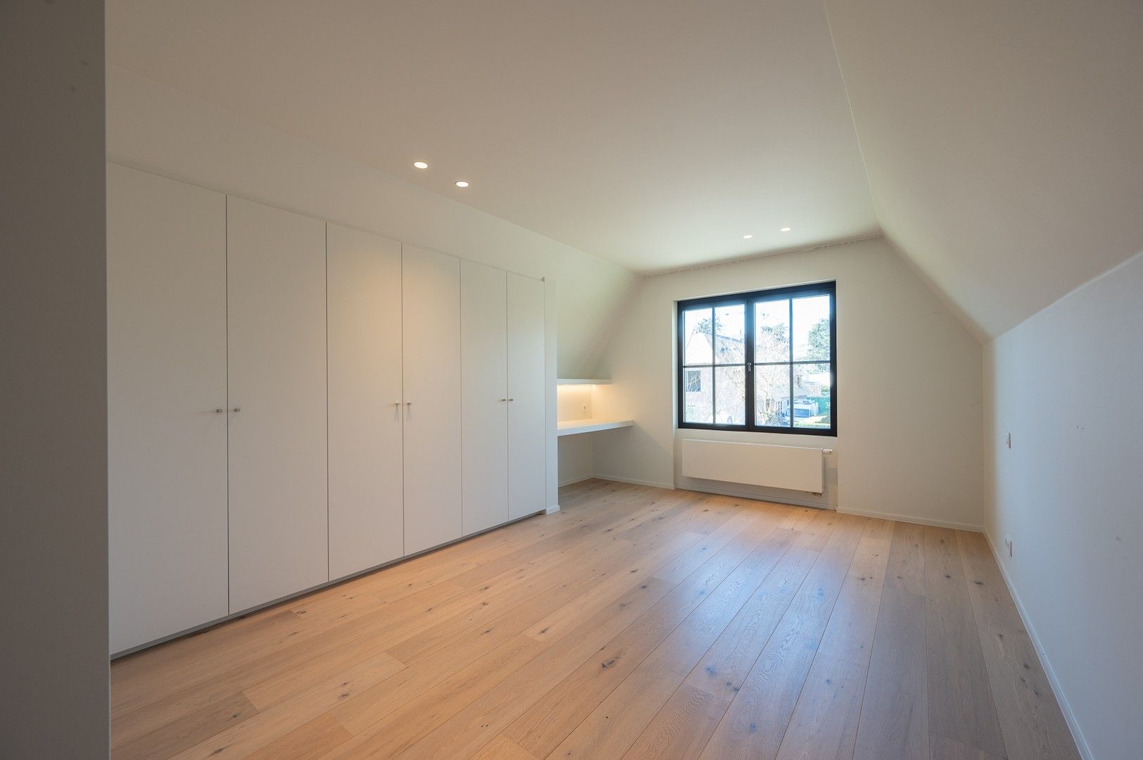 Alleenstaande villa genietend van prachtige open zichten op de polders. foto 22