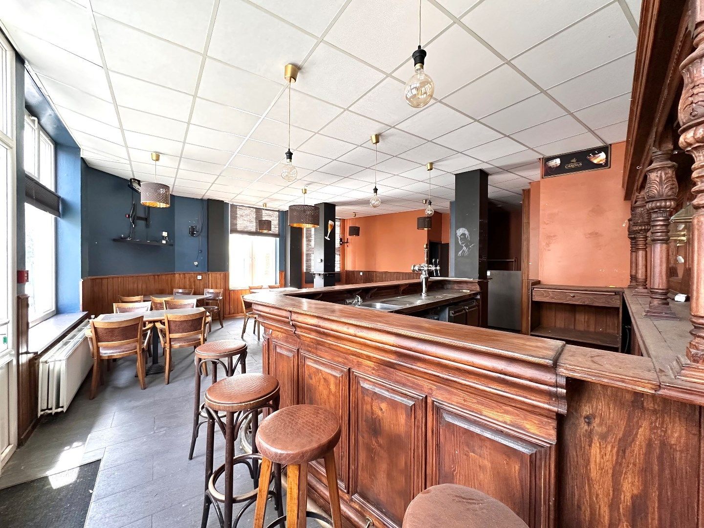 Handelspand op toplocatie in hartje Tongeren (voormalig café) foto 3