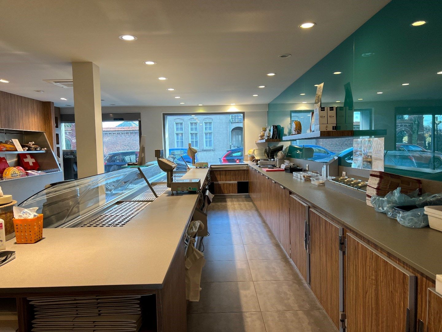 Handelsruimte (97m²) nabij de Grote Markt van Ieper foto 6