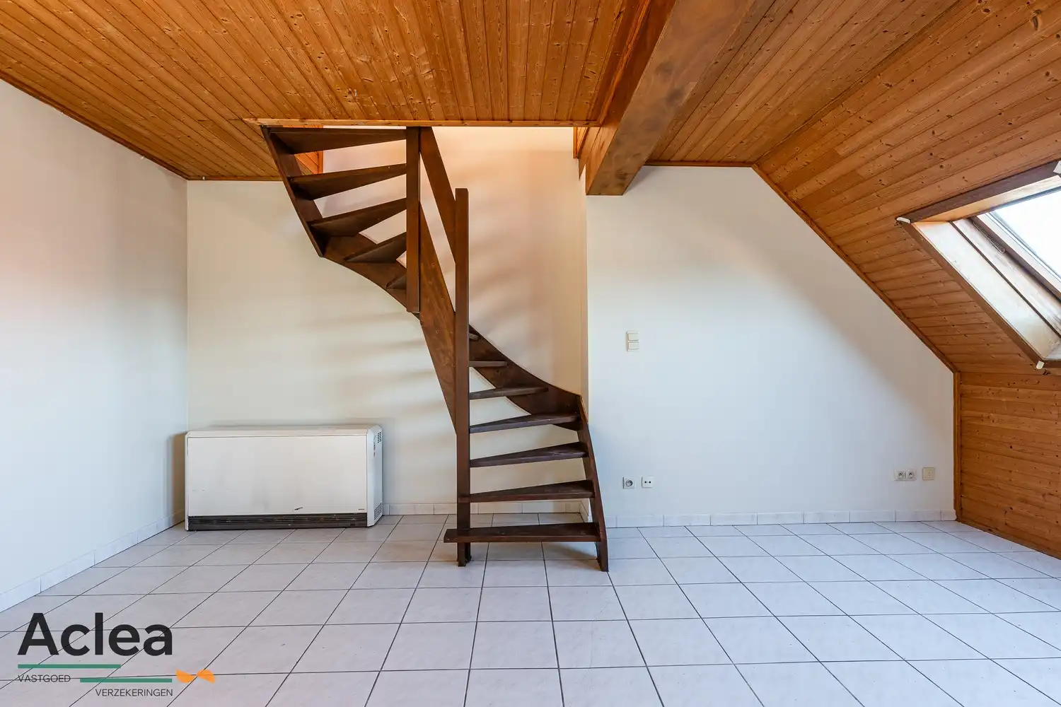 Instapklaar goed gelegen duplexappartement in centrum Eeklo foto 5