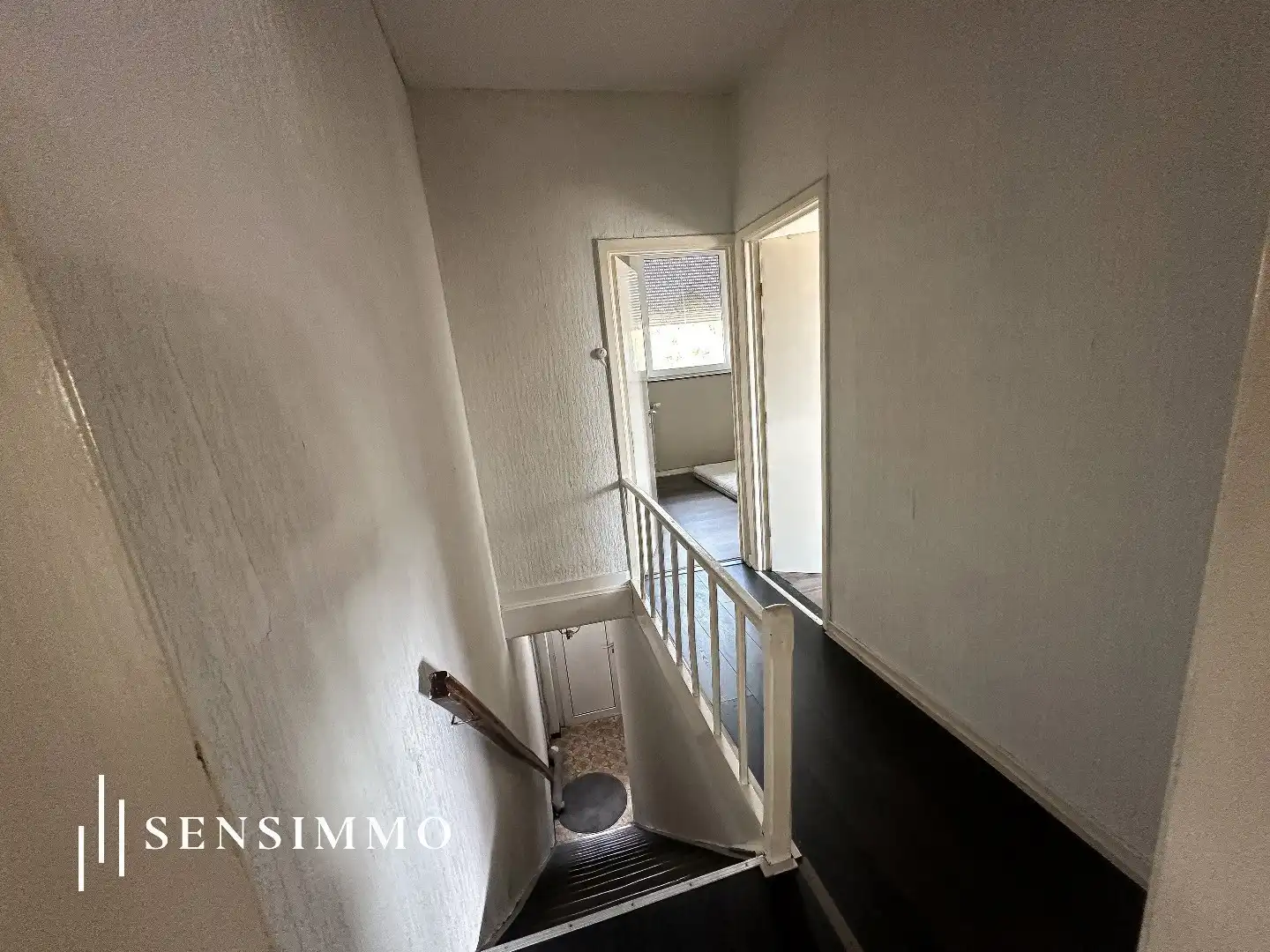 Rijwoning met 3 slaapkamers in woonwijk te Genk foto 20