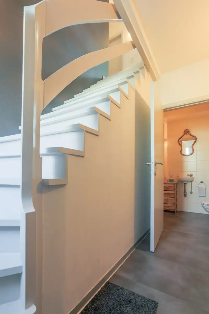 Alleenstaande woning met 4 slaapkamers op een residentiële, groene topligging in Lauwe foto 2