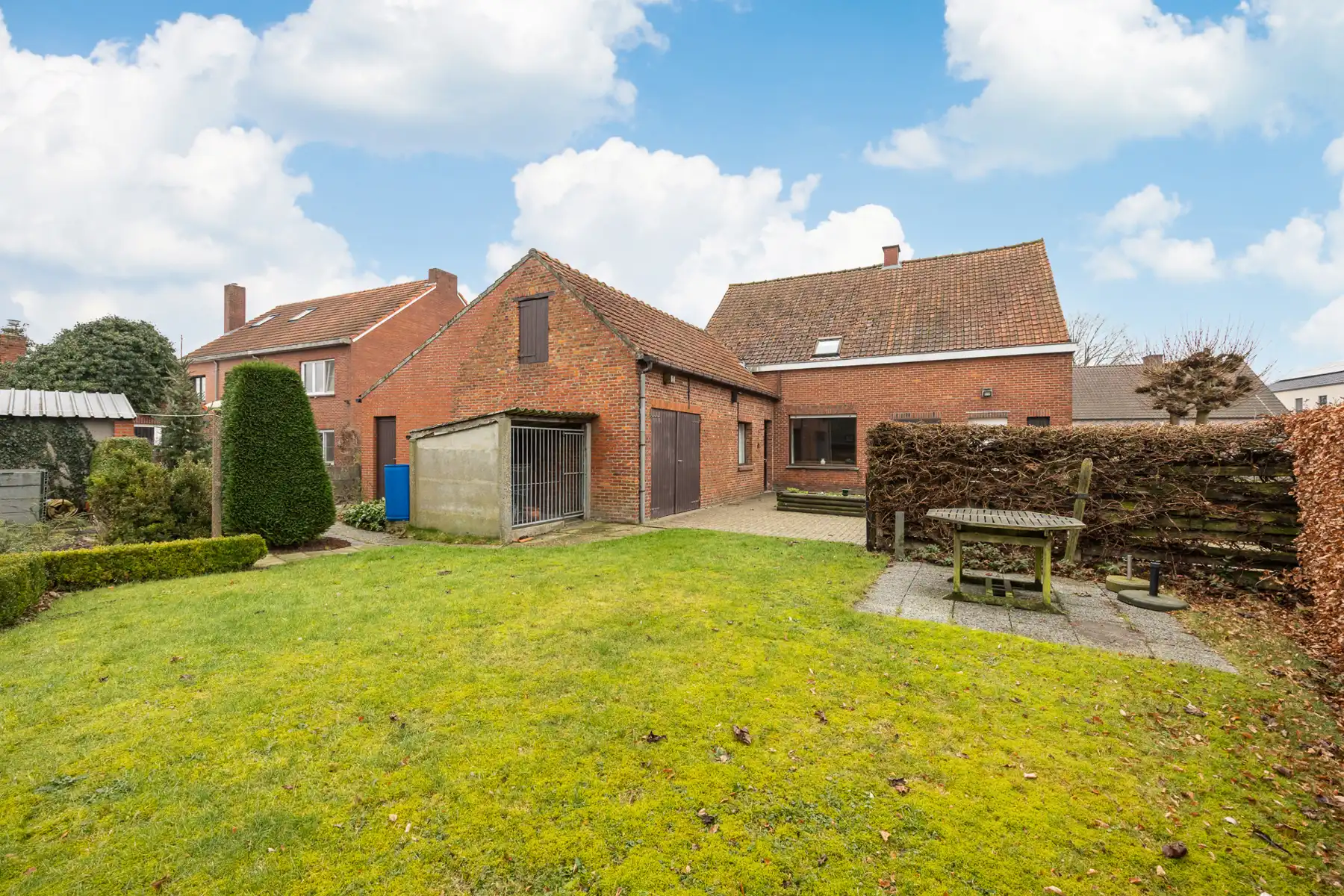 Vrijstaande eengezinswoning met 3 slaapkamers op een perceel van 912m².  foto 23