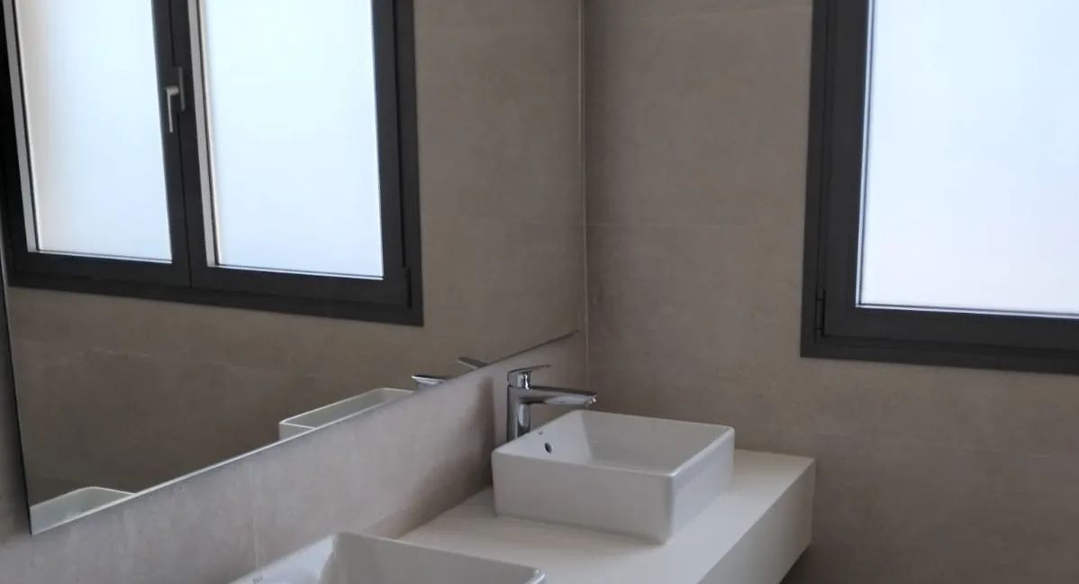 Leef het luxe leven aan de Costa del Sol – halfvrijstaande villa met zeezicht, wellness & topligging in Las Lagunas de Mijas foto 13