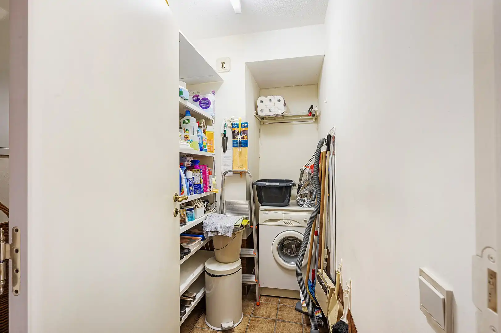 Goed gelegen appartement met zijdelings zeezicht. foto 14