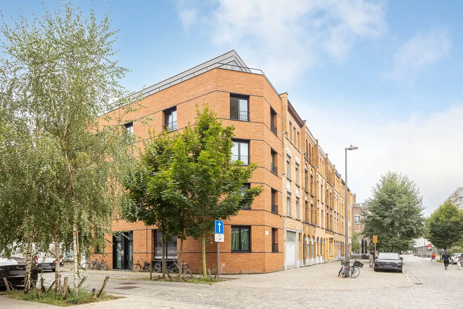 Studentenkamer met badkamer op het Eilandje in Antwerpen foto {{pictureIndex}}