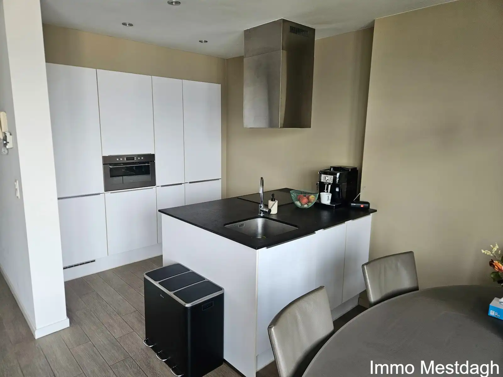 Te huur in Diest: Modern, energiezuinig appartement met terras foto 10