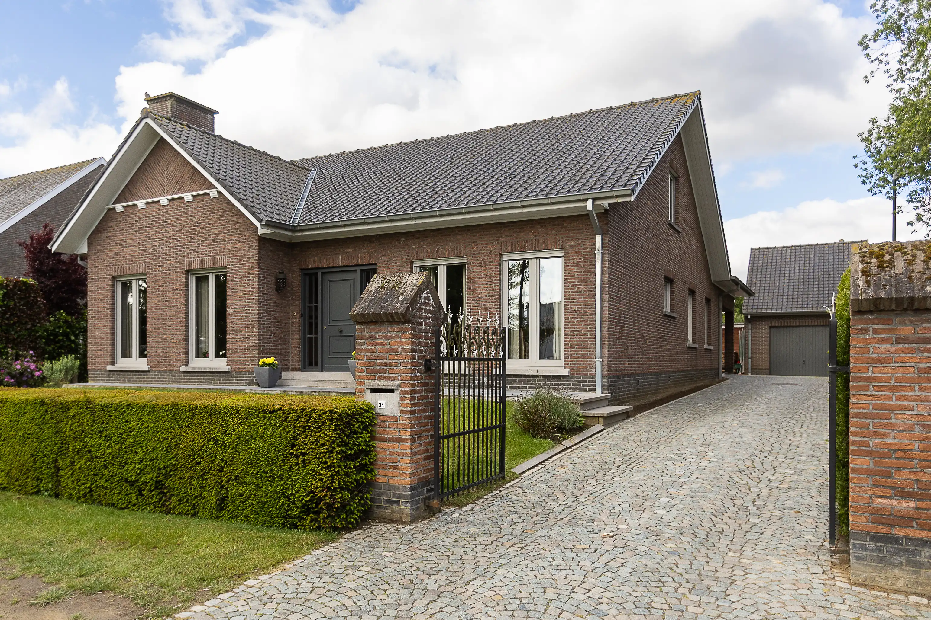 Karaktervolle, perfect onderhouden woning in Aalter foto 38