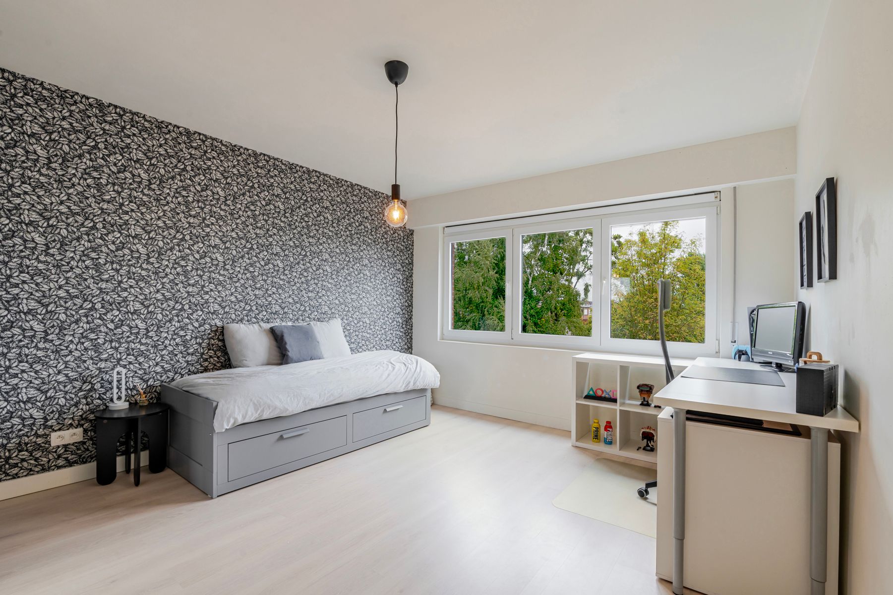 Instapklare bel-etagewoning met 4 slaapkamers in Aartselaar foto 12