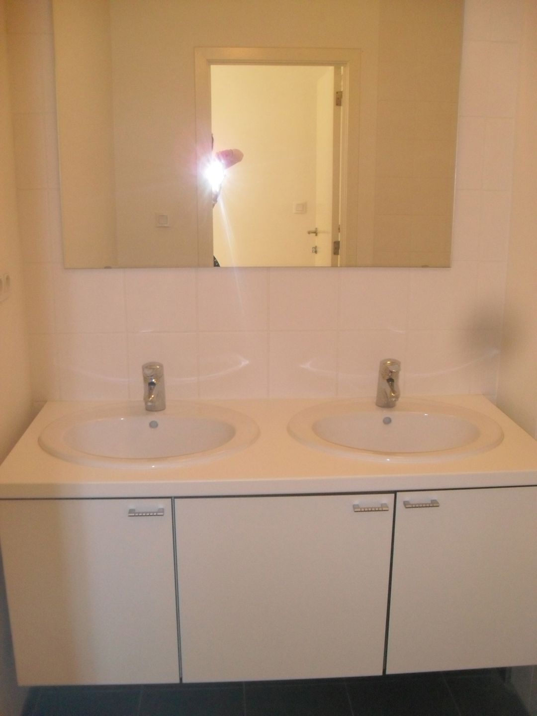 2 slaapkamer appartement met groot terras + P foto 13