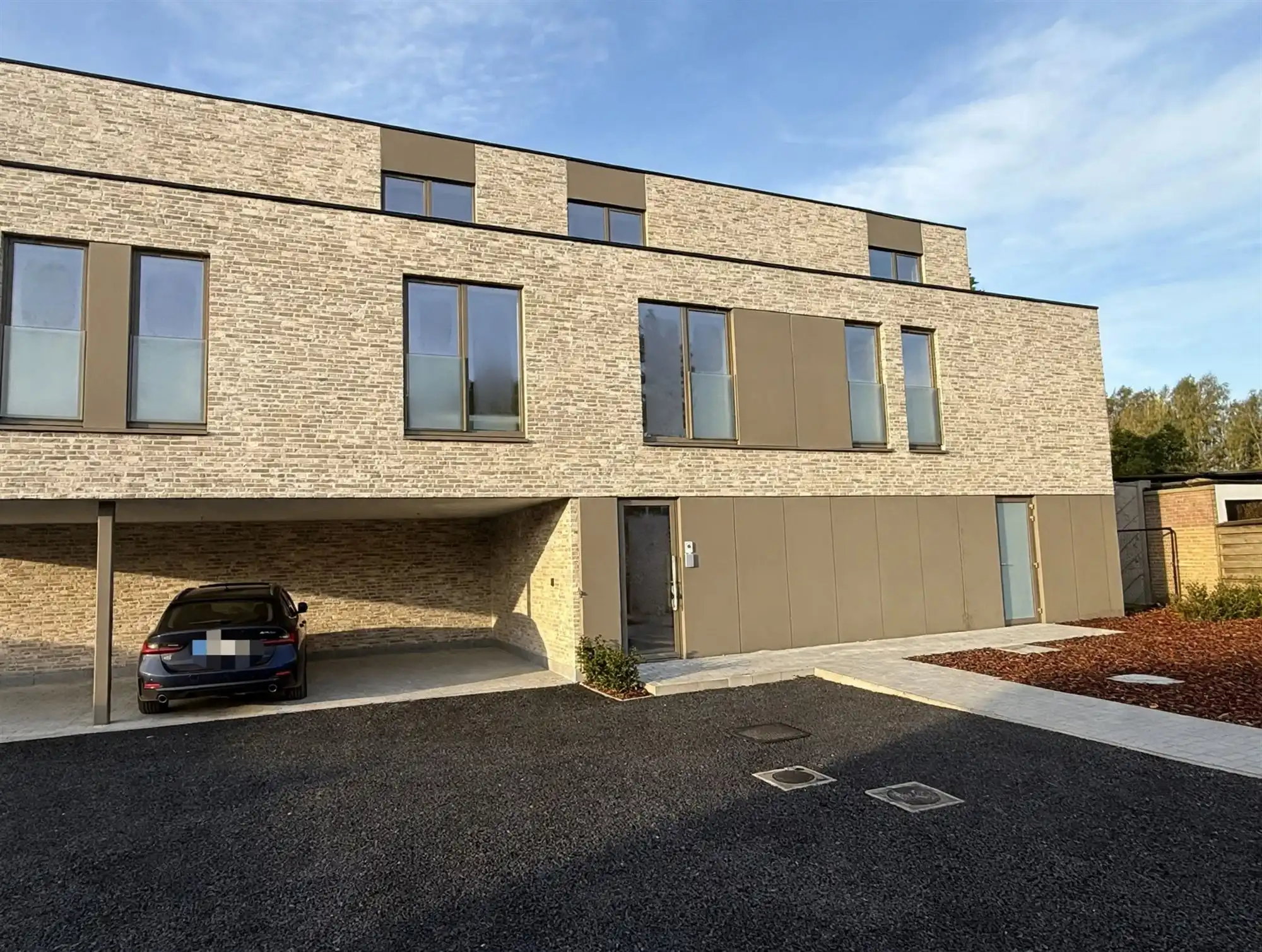 Appartement te huur Steenweg Hulst-Lessen 10/2 - 9140 ELVERSELE