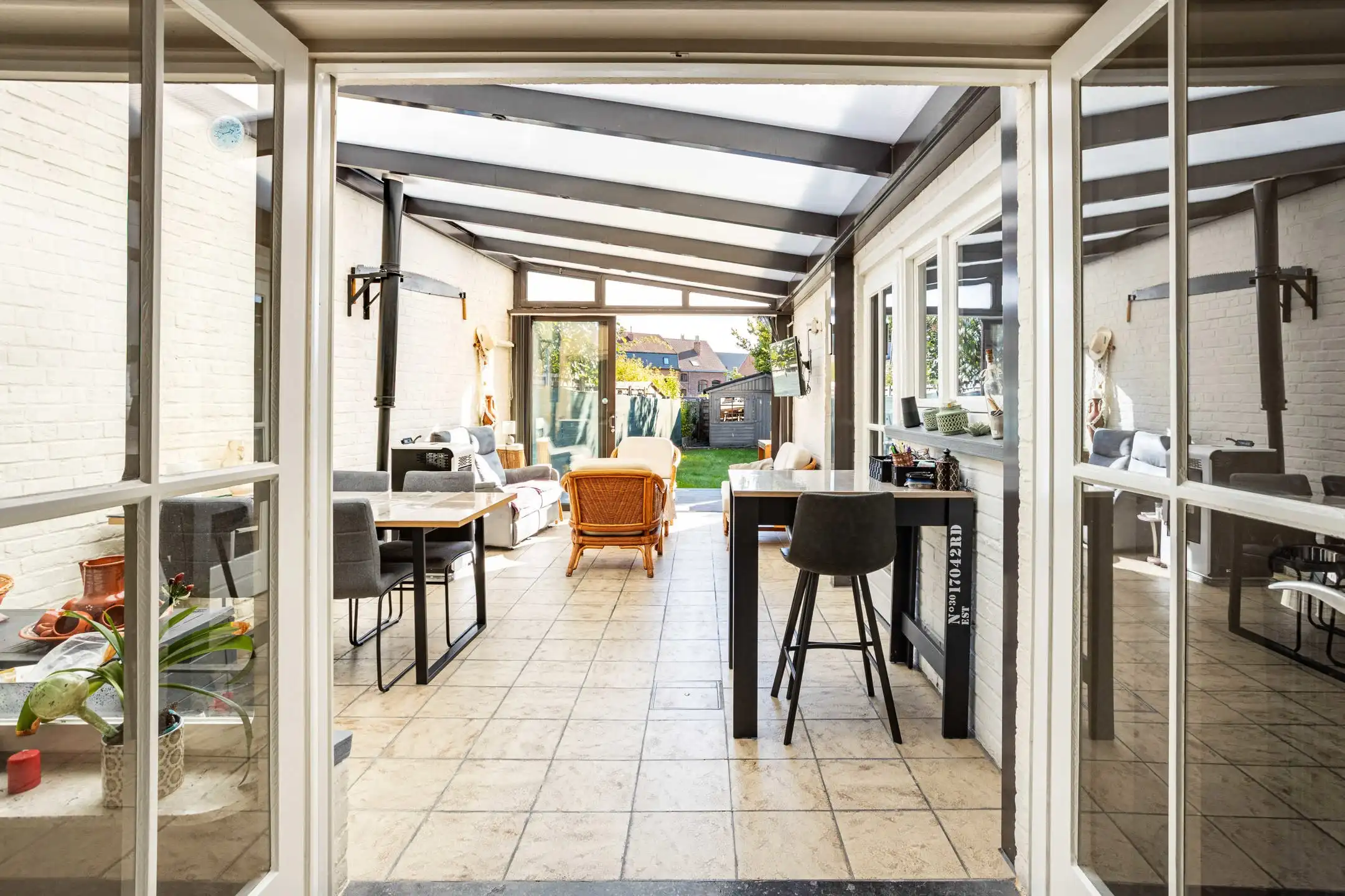 Solide burgerwoning met garage en tuin op gunstige ligging foto 8