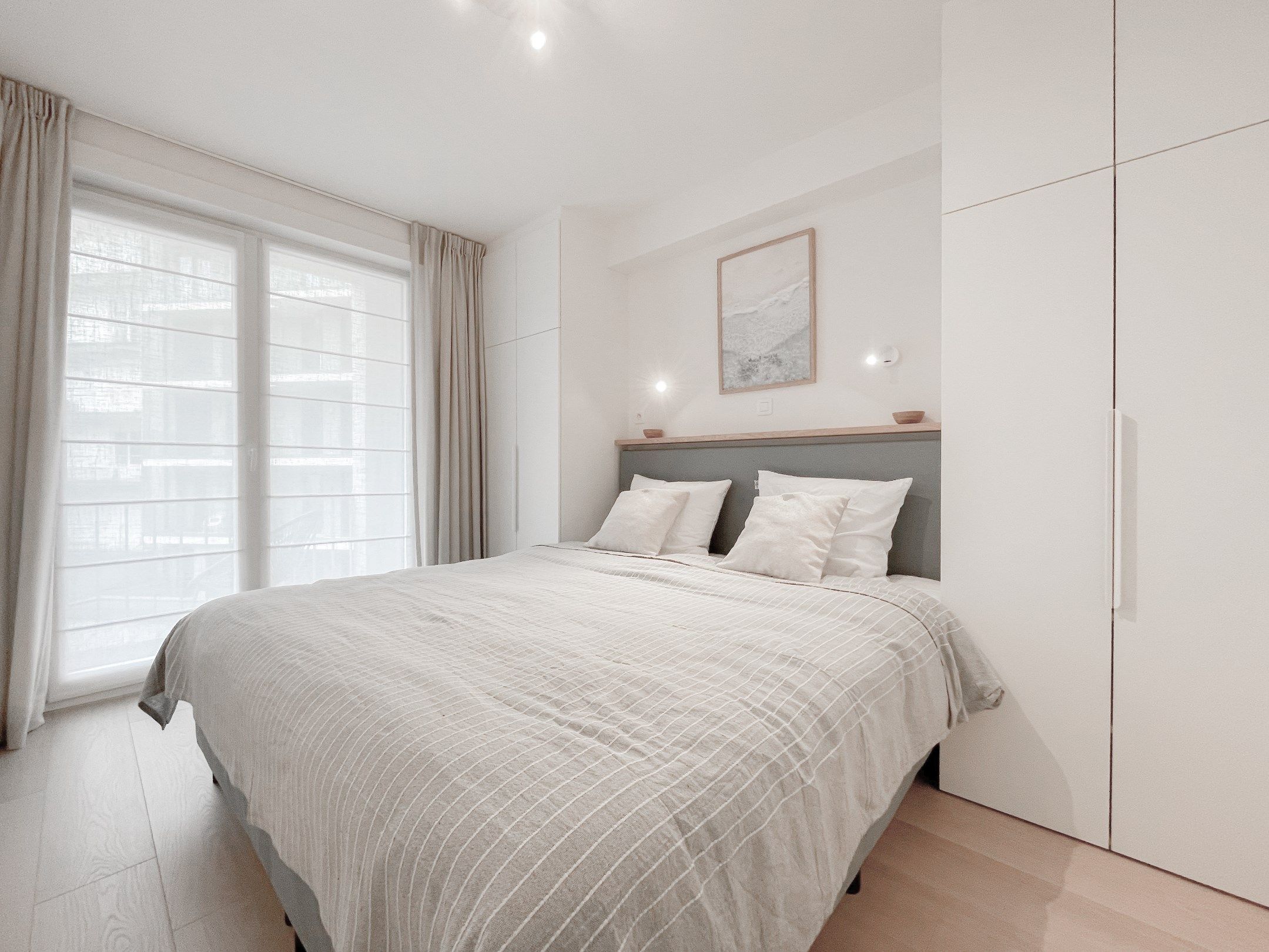 Tijdloos volledig gerenoveerd appartement gelegen nabij het Driehoeksplein en de Zeedijk. foto 11
