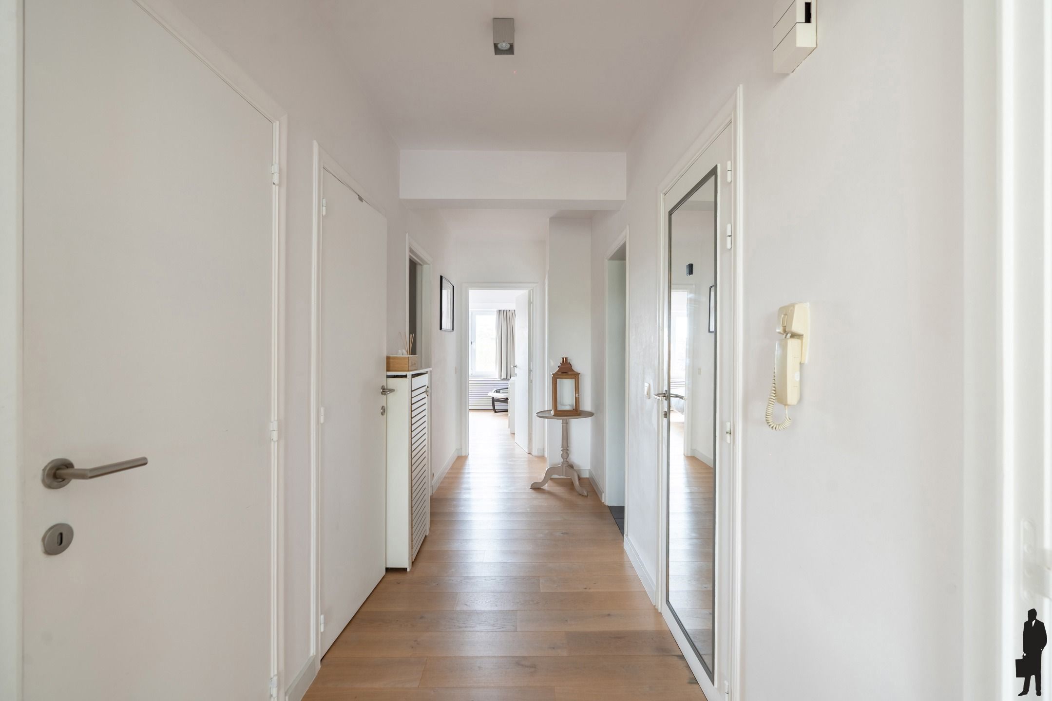 Zeer lichtrijk en gunstig gelegen appartement met 3 slaapkamers foto 6