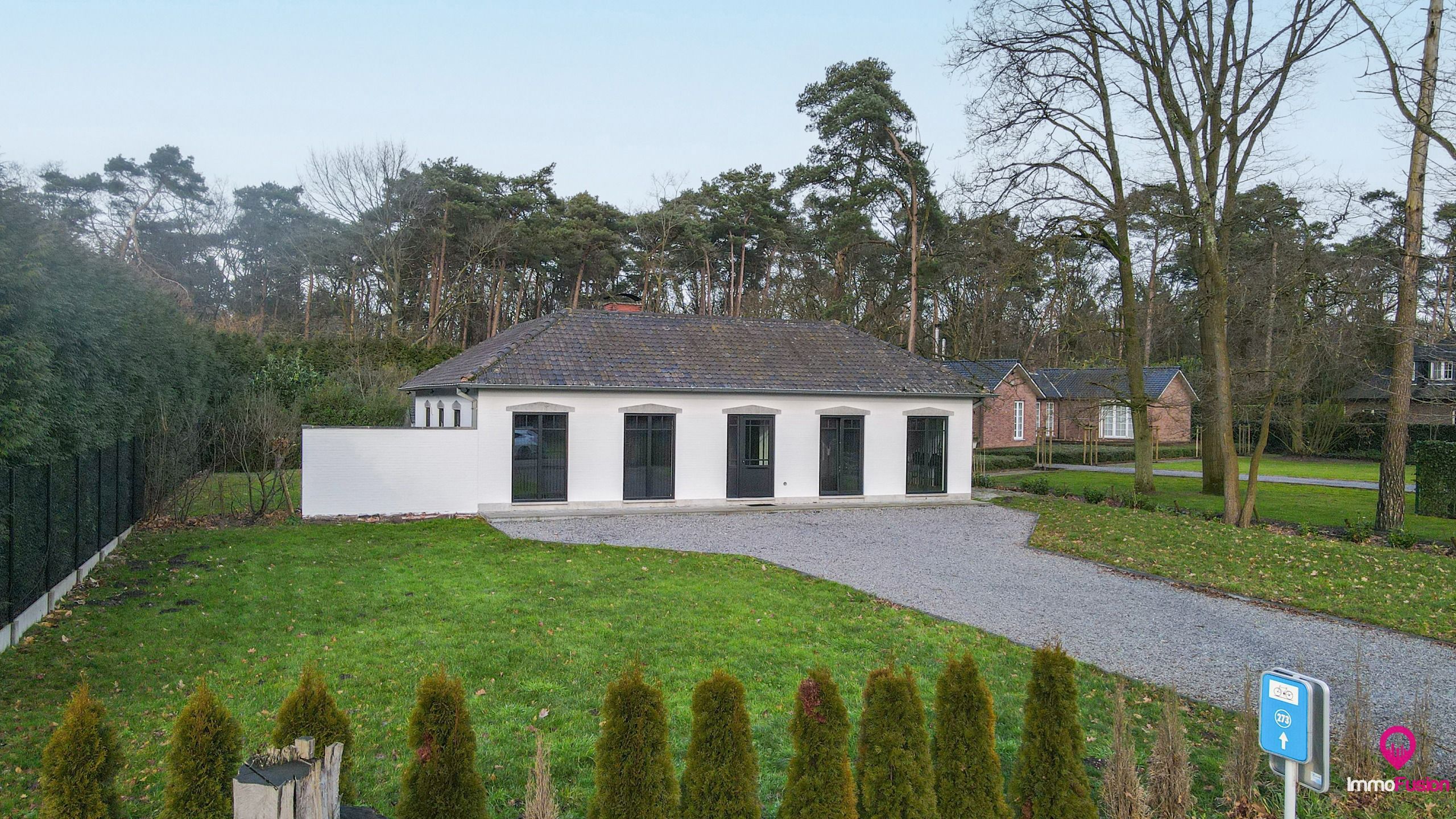 Goed gelegen landelijke villa met 12are grond op toplocatie! foto 47