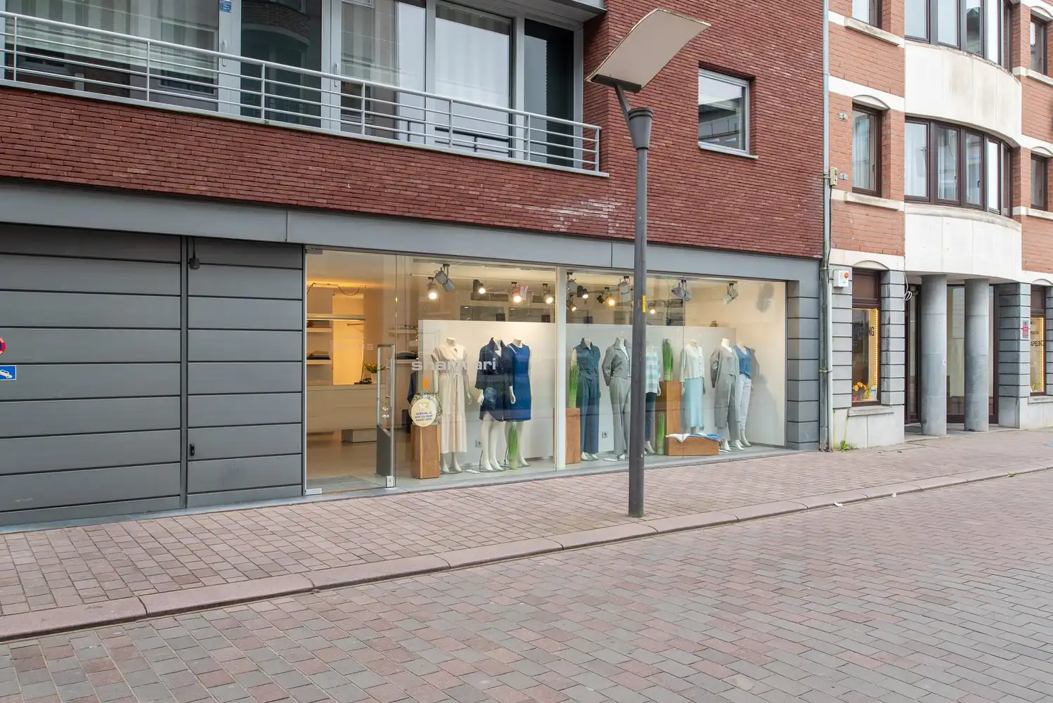 Handelspand in het Centrum van Genk foto 18