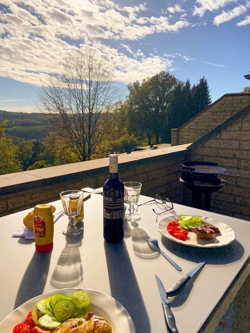 Gezellige, vernieuwde triplex vakantiewoning met adembenemend zicht in "Terrasses de Malmedy" foto 3