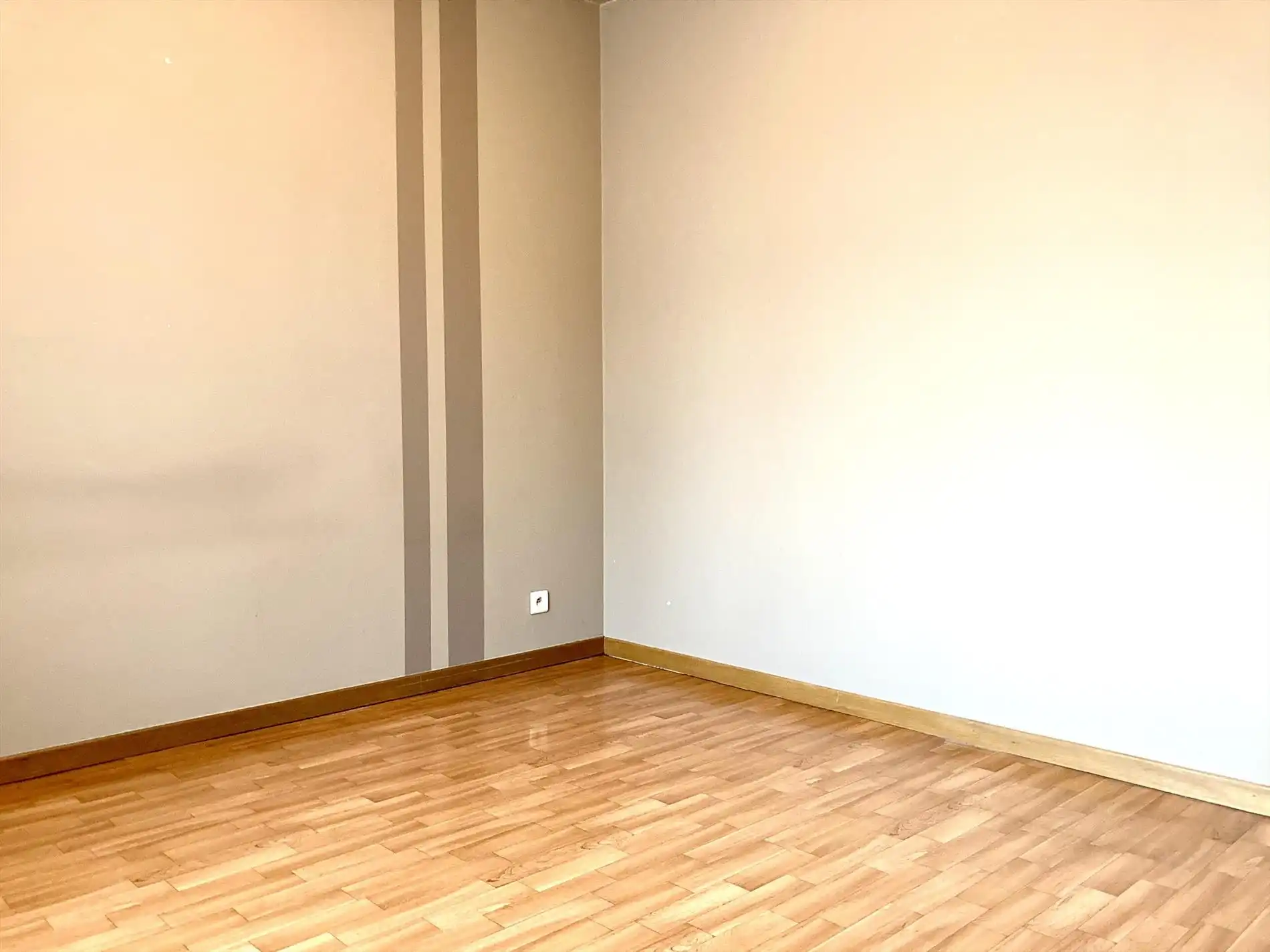 2 slk appartement met autostaanplaats in het centrum van Kuurne te huur.  foto 9