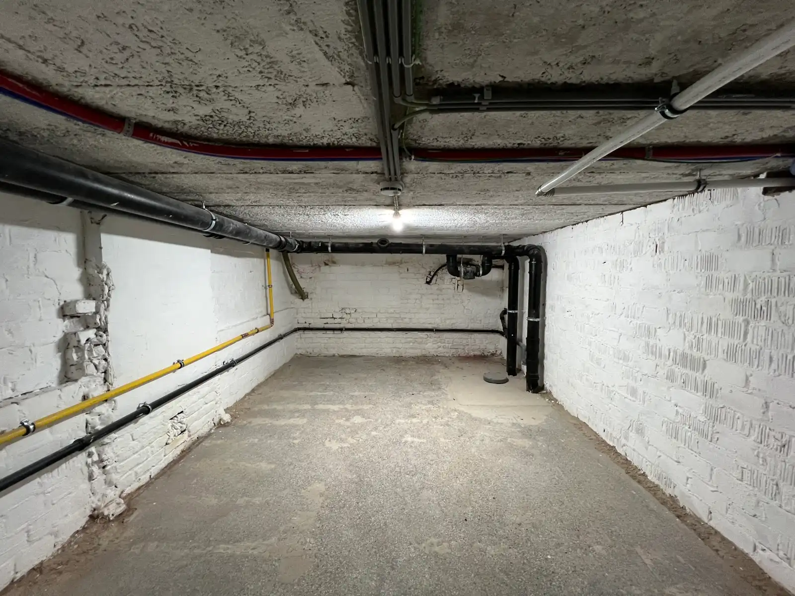 Gerenoveerd kantoor te huur in hartje Leuven foto 8