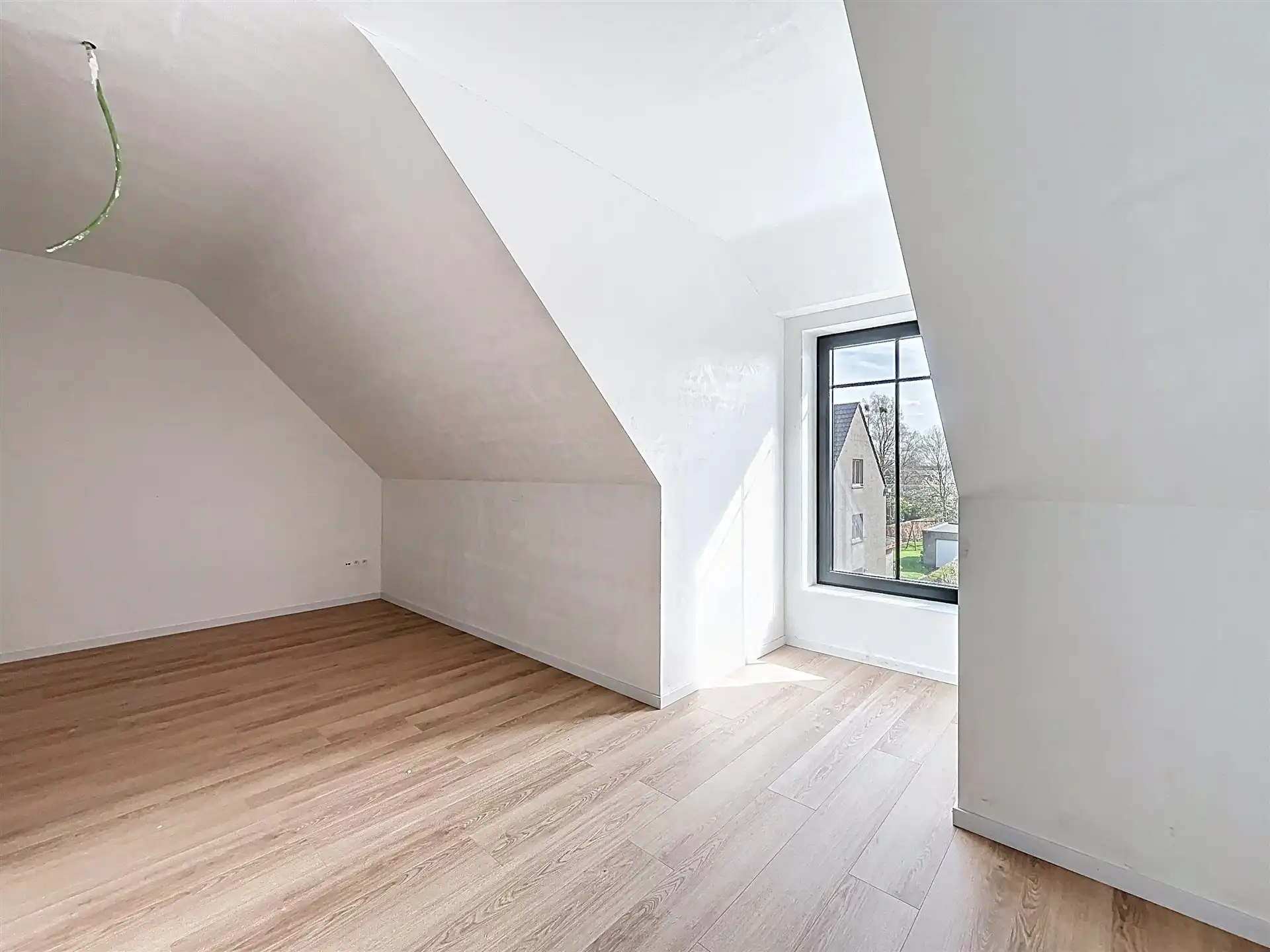 Prachtige Nieuwbouwwoning met 4 slaapkamers en 2 badkamers! foto 13