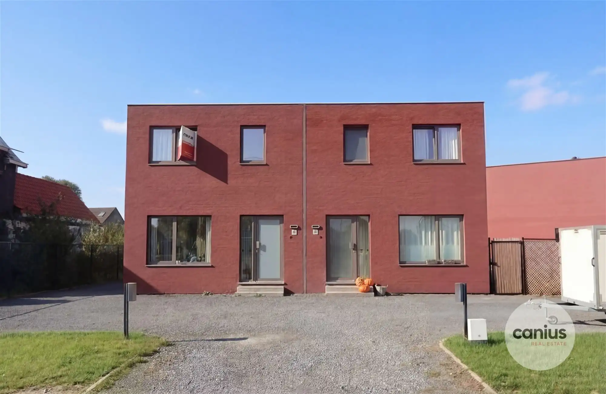 ENERGIENEUTRALE WONING MET 3 SLAAPKAMERS foto {{pictureIndex}}