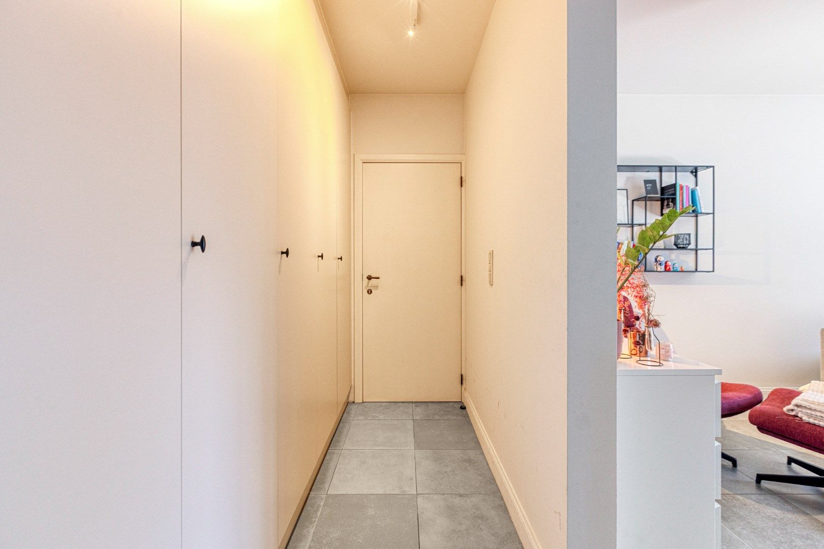 Instapklaar gelijkvloers appartement met 3 slpks, kelderberging en parking te OLV Olen ! foto 13