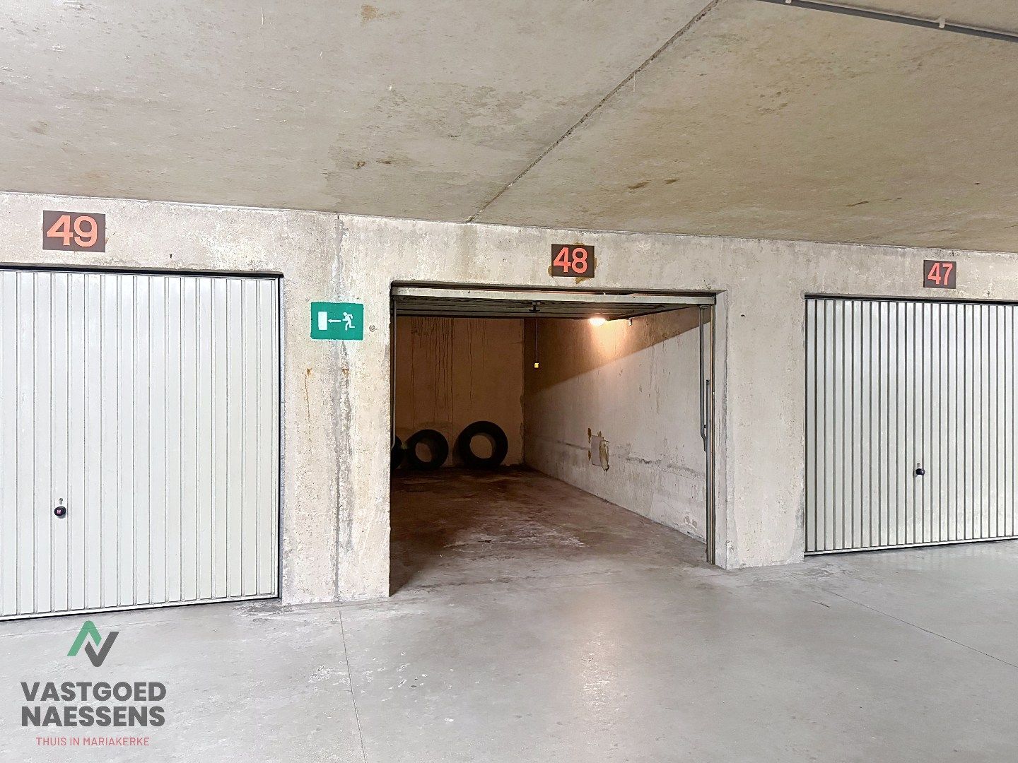 GARAGEBOX VLAKBIJ ZEEDIJK  foto 3