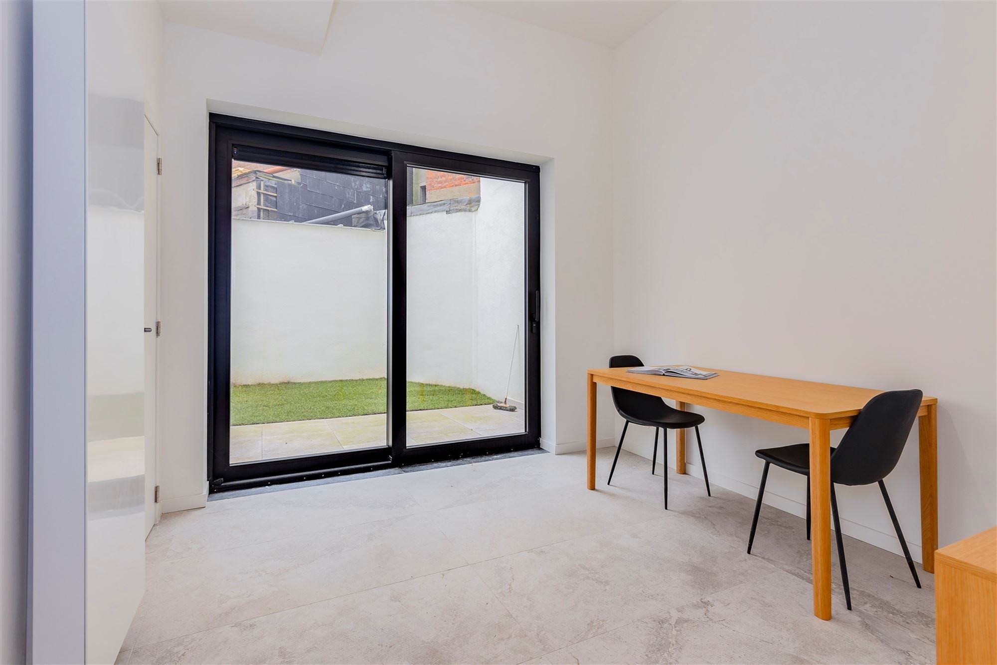 Gerenoveerde woning met 5 slk en 2 badk aan Park Spoor Noord foto 8