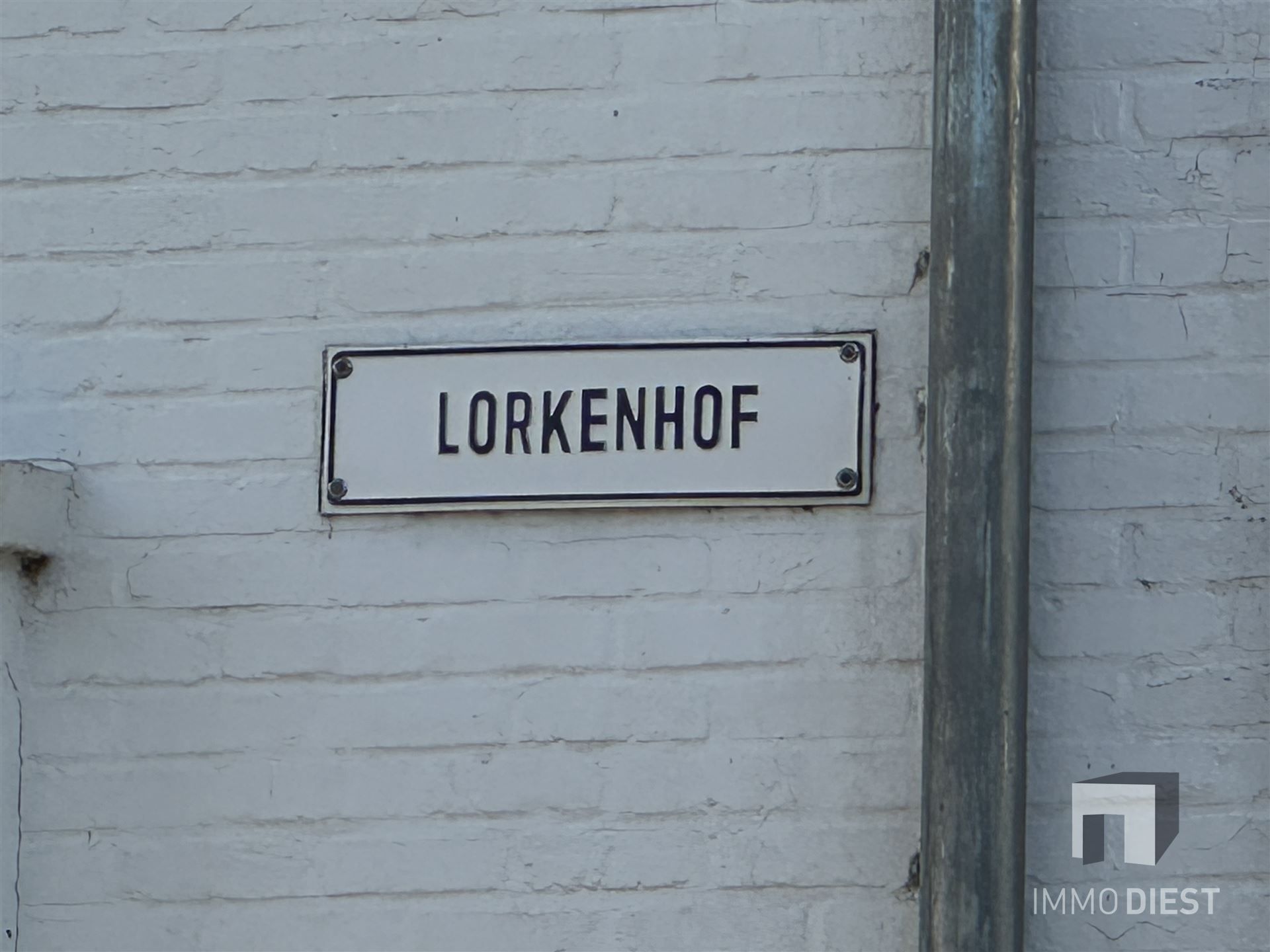 Woning op toplocatie! 3 slpks, tuin en garage foto 2