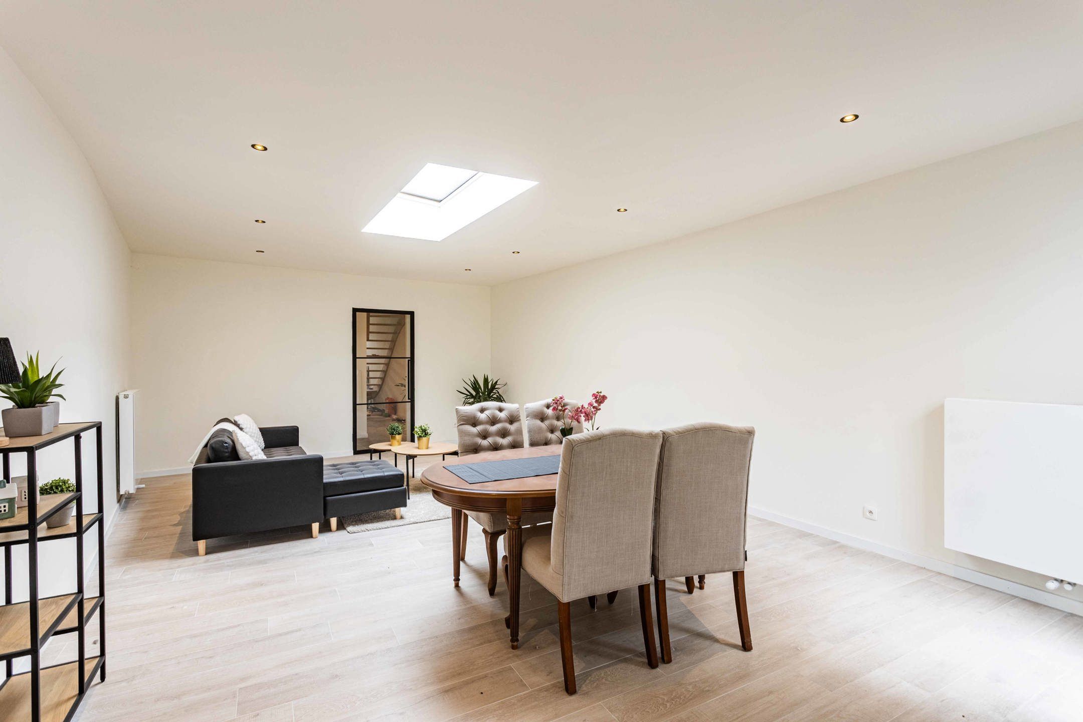 Energiezuinige, gerenoveerde woning met tuin nabij centrum foto 3