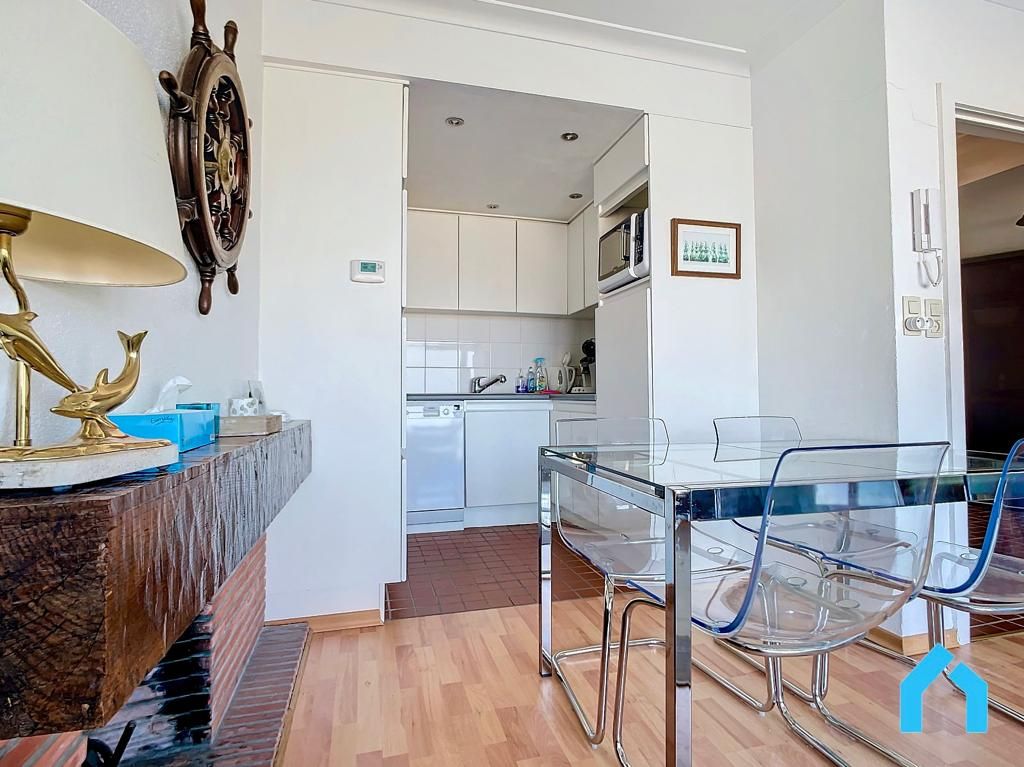 Charmant tweeslaapkamerappartement met frontaal zeezicht! foto 5