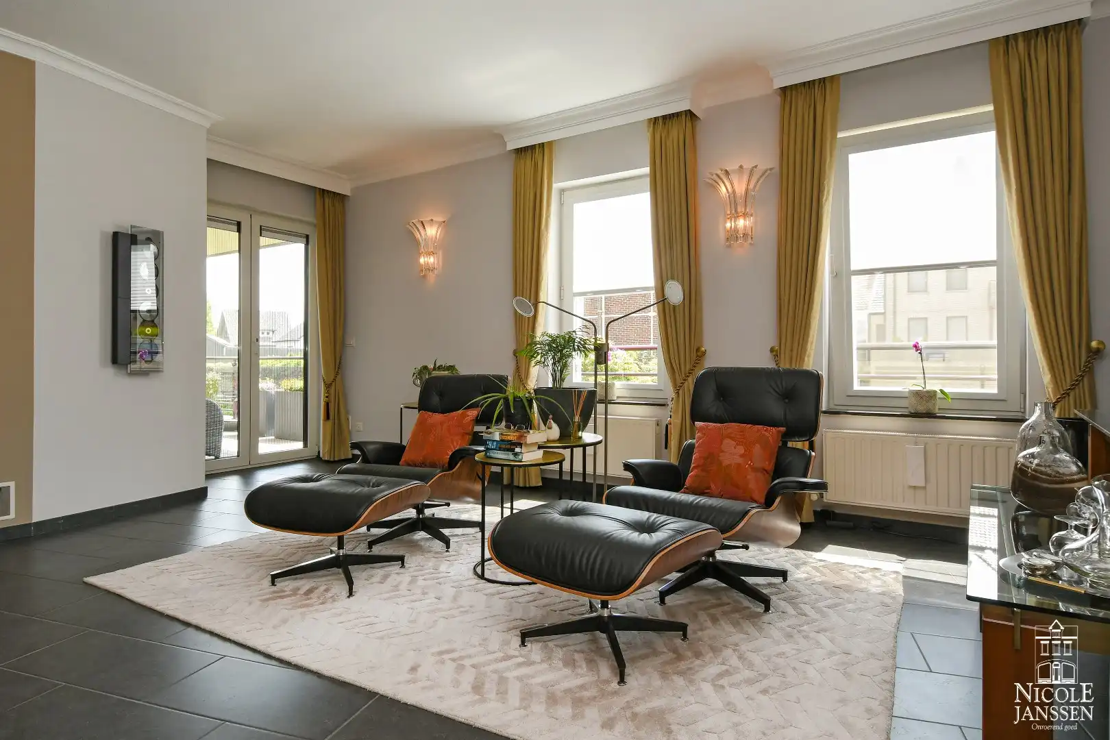 Ruim en luxueus appartement van 190m² met twee mooie terrassen en garage foto 11