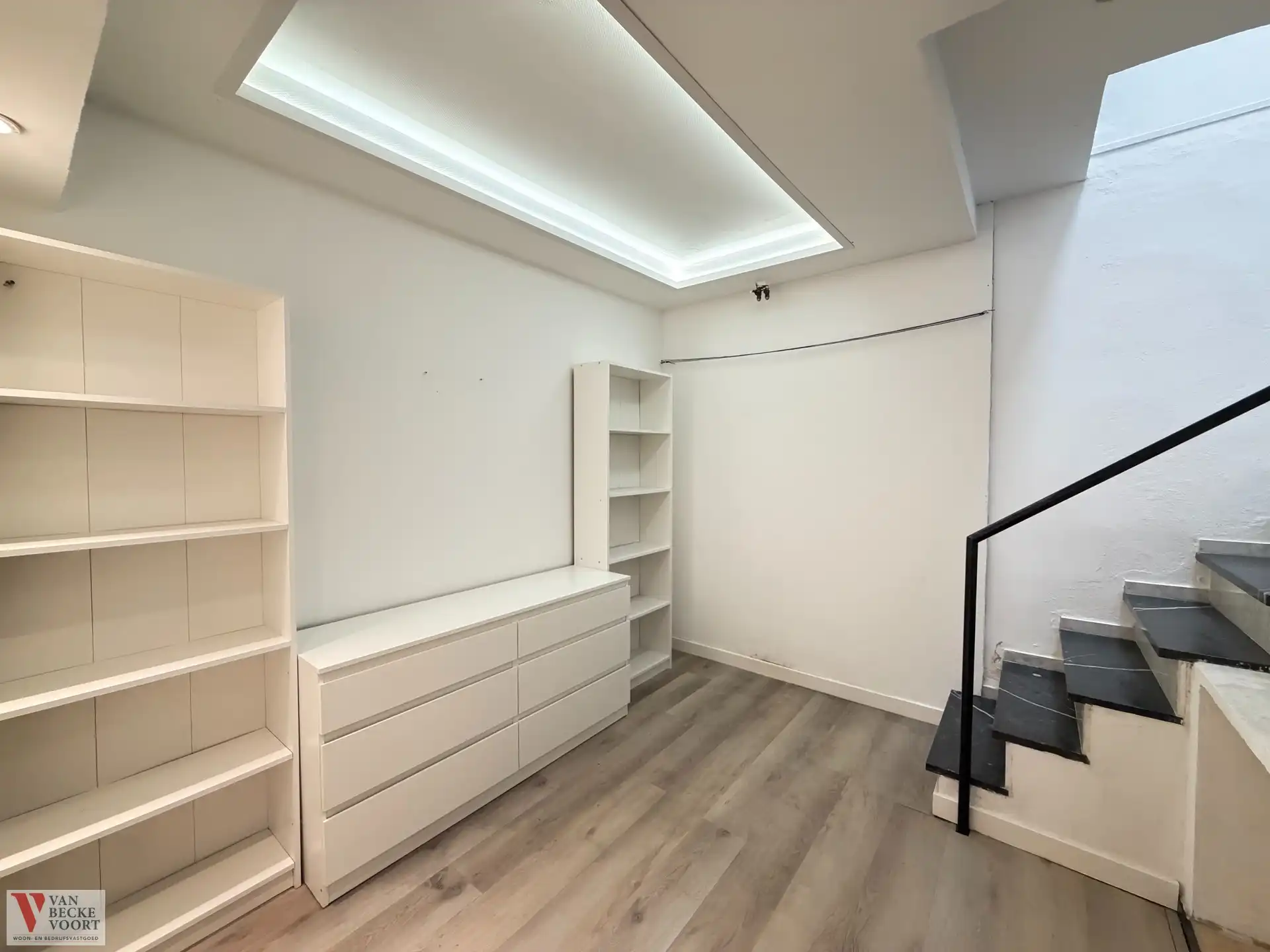 Handelsgelijkvloers 36m² foto 4