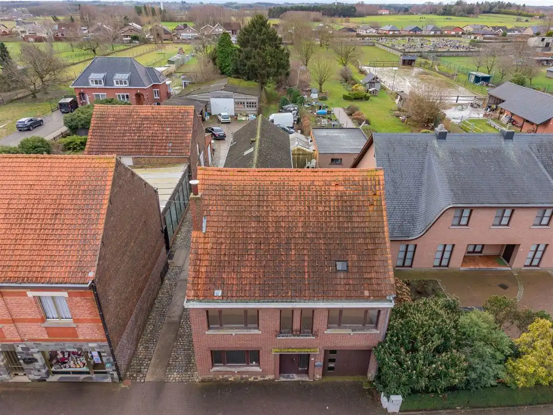 Woning met 3slk, tuintje en werkhuis foto 37