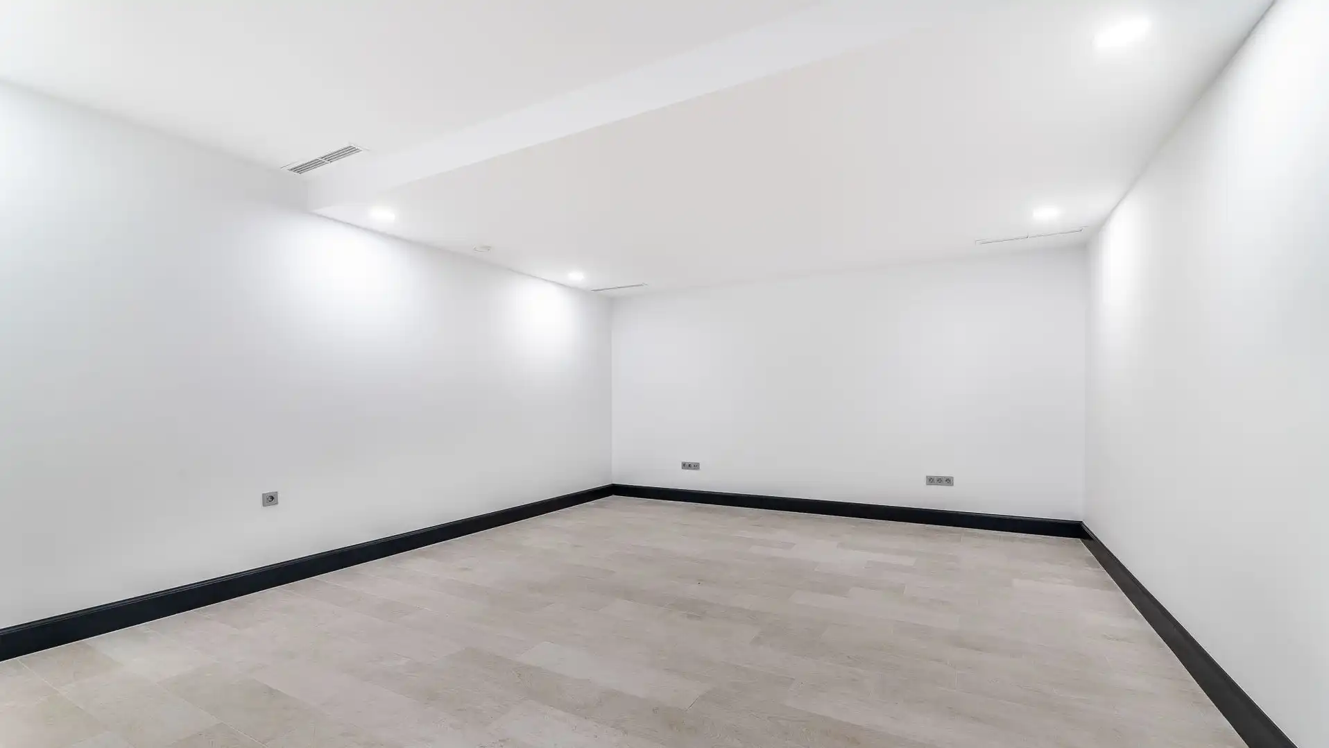 Recent gebouwde villa op toplocatie in Sierra Blanca foto 19