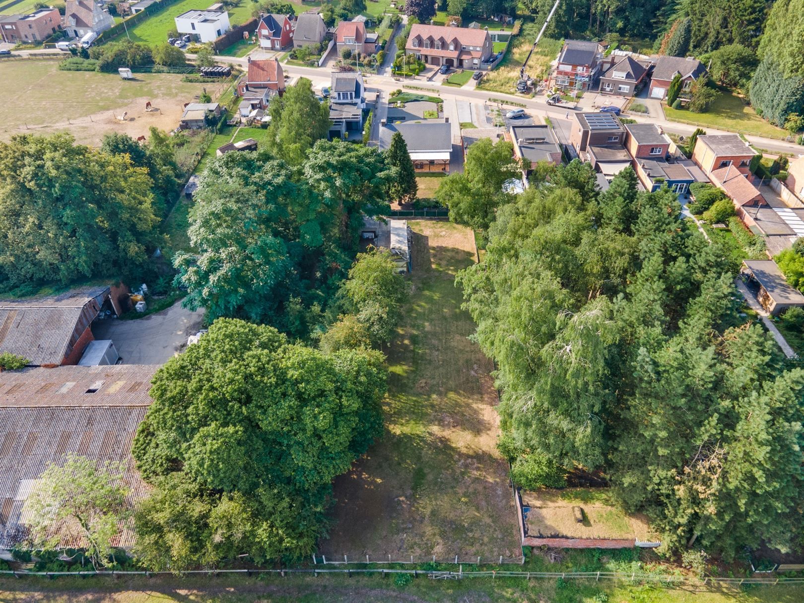 Laagbouwwoning met 3 slaapkamers op ca. 2.252m2 foto 23