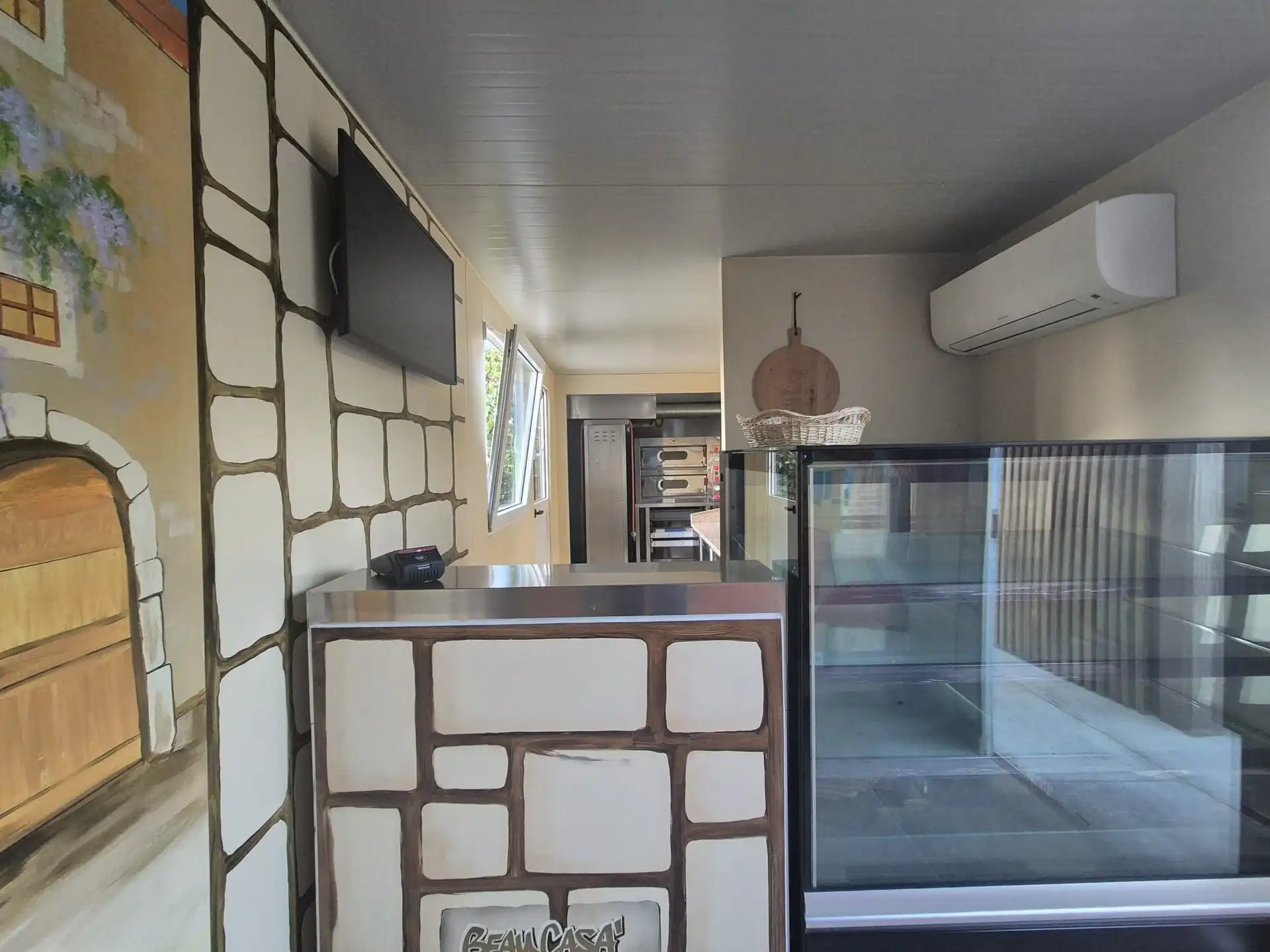 Pizzacontainer ter overname – Toplocatie nabij station Schellebelle foto 6